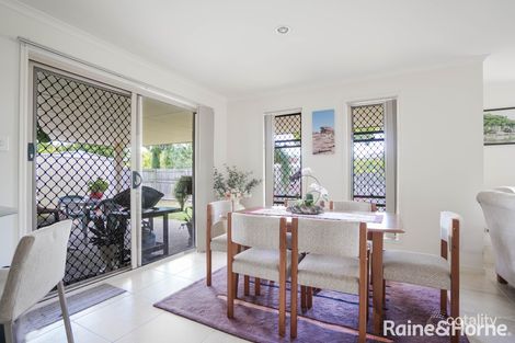 Property photo of 2/7 Pembridge Circuit Urraween QLD 4655