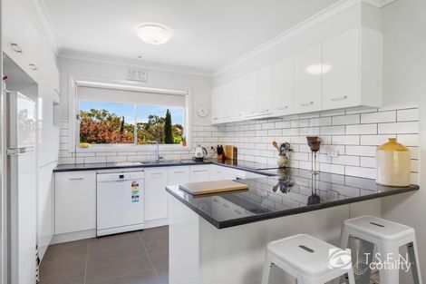 Property photo of 18 Shelley Street Spring Gully VIC 3550