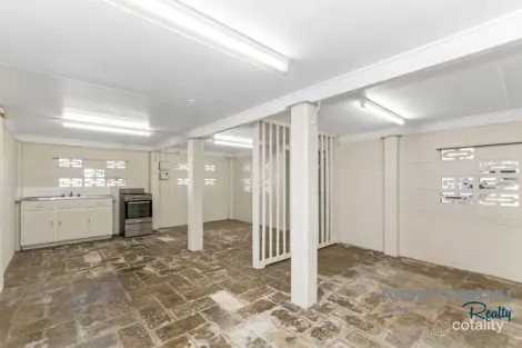 Property photo of 152 Corcoran Street Currajong QLD 4812