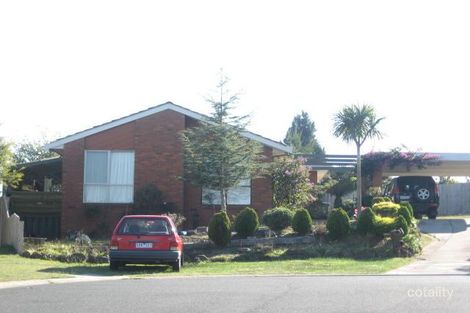 7 Braemar Ct, Endeavour Hills, VIC 3802