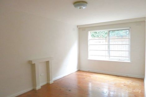 7/8 Charlotte Pl, St Kilda, VIC 3182