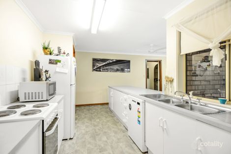 Property photo of 27 Marlin Terrace Encounter Bay SA 5211