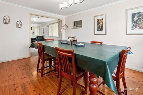 Property photo of 4 Myora Close Green Valley NSW 2168