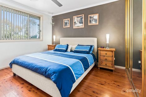 Property photo of 4 Myora Close Green Valley NSW 2168