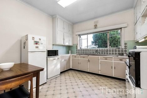 Property photo of 14 Kinlock Avenue Murrumbeena VIC 3163
