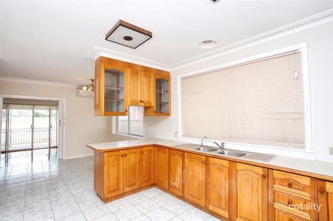 Property photo of 35 Yarmouth Avenue St Albans VIC 3021