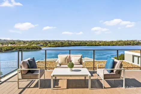 604/1a Burroway Rd, Wentworth Point, NSW 2127