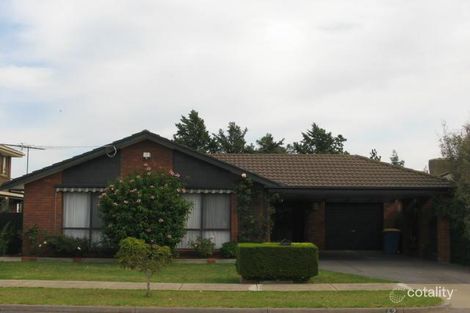 Property photo of 42 Featherby Way Altona Meadows VIC 3028