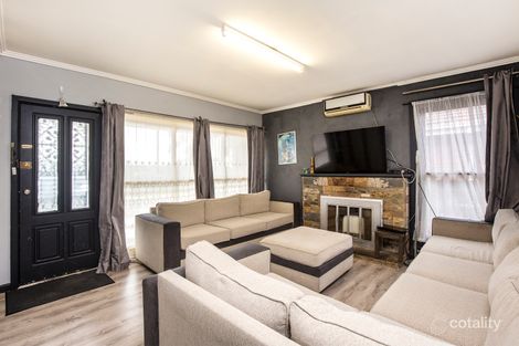 Property photo of 18 Lichfield Avenue Jacana VIC 3047