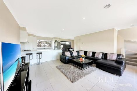 Property photo of 57 Clarendon Avenue Craigieburn VIC 3064