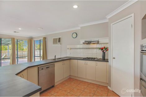 Property photo of 20 Ambiance Crescent Narre Warren South VIC 3805