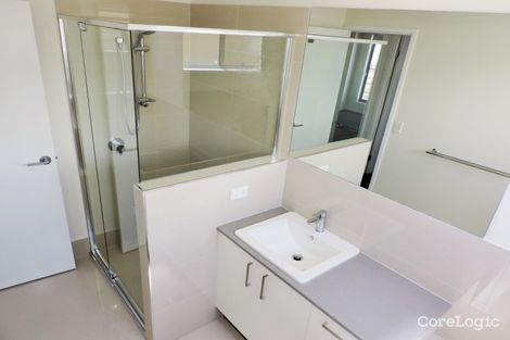 Property photo of 34 Reflection Crescent Birtinya QLD 4575