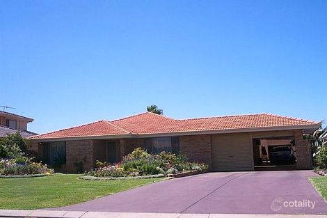 8 Frigate Cl, Waikiki, WA 6169