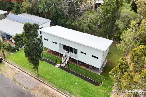 30 Dunkirk St, Svensson Heights, QLD 4670