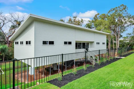 Property photo of 30 Dunkirk Street Svensson Heights QLD 4670