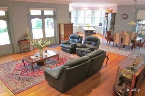 Property photo of 49 Victoria Crescent Mont Albert VIC 3127
