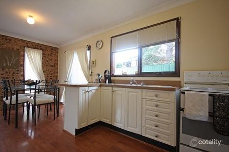Property photo of 12 Riesling Place Eschol Park NSW 2558