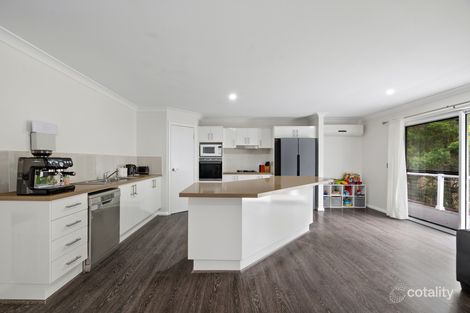 Property photo of 12 Harmony Place Thirlmere NSW 2572