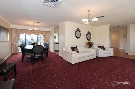 Property photo of 2 Yarra Close Willetton WA 6155