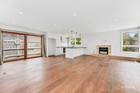 Property photo of 82 Woolston Drive Frankston South VIC 3199
