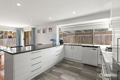 Property photo of 131 Kurrajong Road Narre Warren VIC 3805
