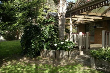 4 Orkney Cl, Endeavour Hills, VIC 3802