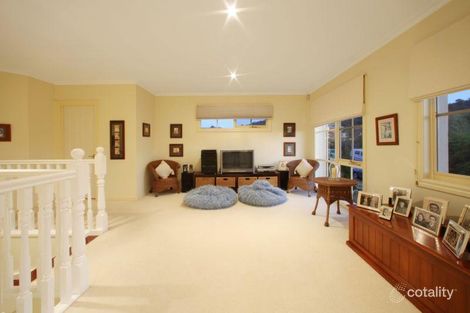 Property photo of 8 Harptree Close Rowville VIC 3178