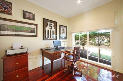 Property photo of 8 Harptree Close Rowville VIC 3178