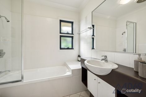 Property photo of 39 Cunningham Street Taringa QLD 4068