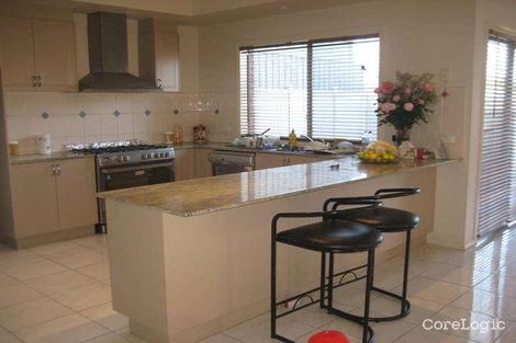 Property photo of 11 Newman Close Bundoora VIC 3083