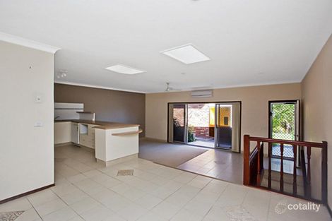4/107 Sunshine Bvd, Mermaid Waters, QLD 4218