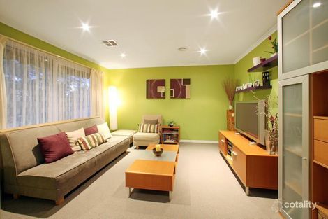 Property photo of 8 Lovell Close Rowville VIC 3178