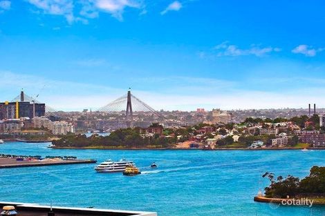 Property photo of 2002/30 Glen Street Milsons Point NSW 2061