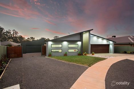 Property photo of 11 Rachel Terrace Maiden Gully VIC 3551
