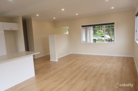 Property photo of 10 Esrom Street West Bathurst NSW 2795
