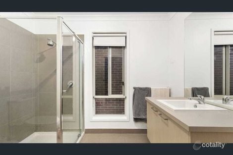 Property photo of 29 Aviation Drive Mount Duneed VIC 3217