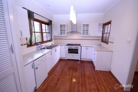 Property photo of 3 Caroline Street Highton VIC 3216