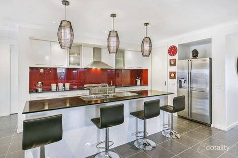 Property photo of 27 Sanoma Drive Skye VIC 3977