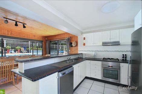 Property photo of 111 Iola Avenue Farmborough Heights NSW 2526