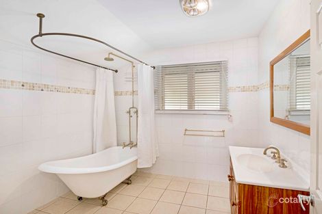 Property photo of 127 Temple Street Coorparoo QLD 4151