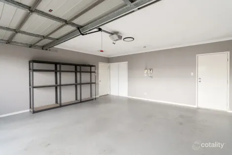Property photo of 53 Cornelius Drive Augustine Heights QLD 4300