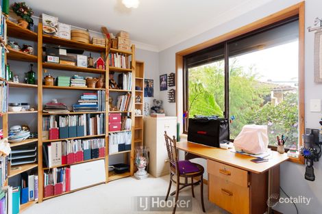 Property photo of 12 Rosemary Row Rathmines NSW 2283