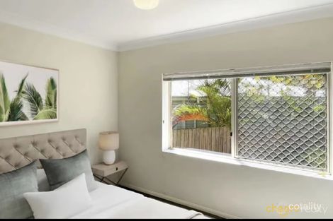 Property photo of 1/72 Hebe Street Bardon QLD 4065