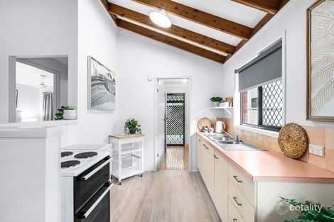 Property photo of 21 Thorneside Road Thorneside QLD 4158