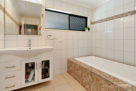 Property photo of 17 Port Street Jamboree Heights QLD 4074