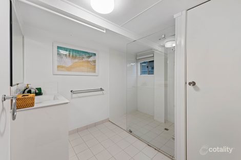 Property photo of 39 Prince Edward Parade Redcliffe QLD 4020
