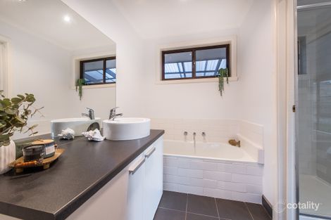 Property photo of 29 Wedge Crescent Rowville VIC 3178