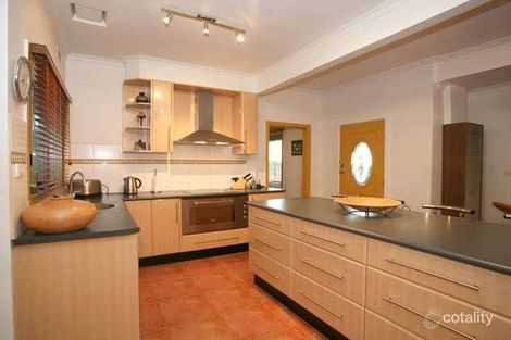 Property photo of 2 Mahon Avenue Beaconsfield VIC 3807