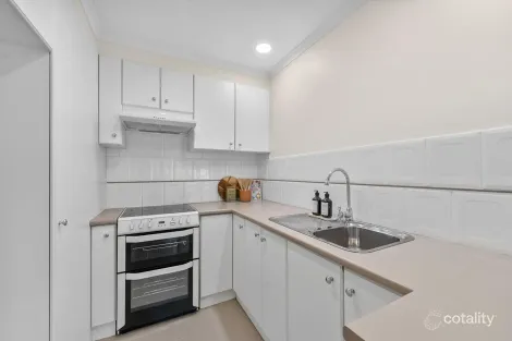 Property photo of 26 Bural Court Ngunnawal ACT 2913