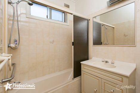 Property photo of 5 Tasker Avenue Peakhurst NSW 2210